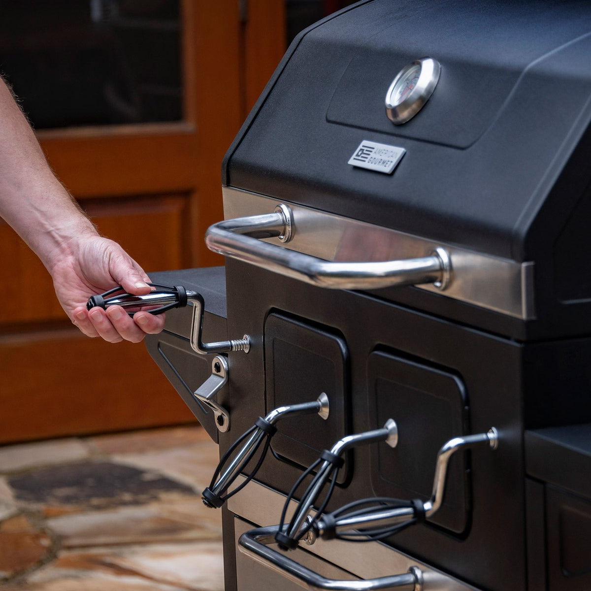 Char-Broil American Gourmet Cabinet Charcoal Grill