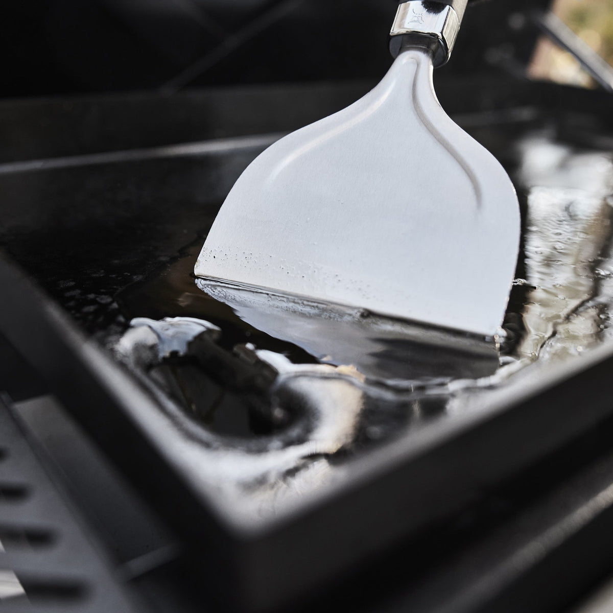 Weber Slate® 28" Rust-Resistant Griddle (Liquid Propane)