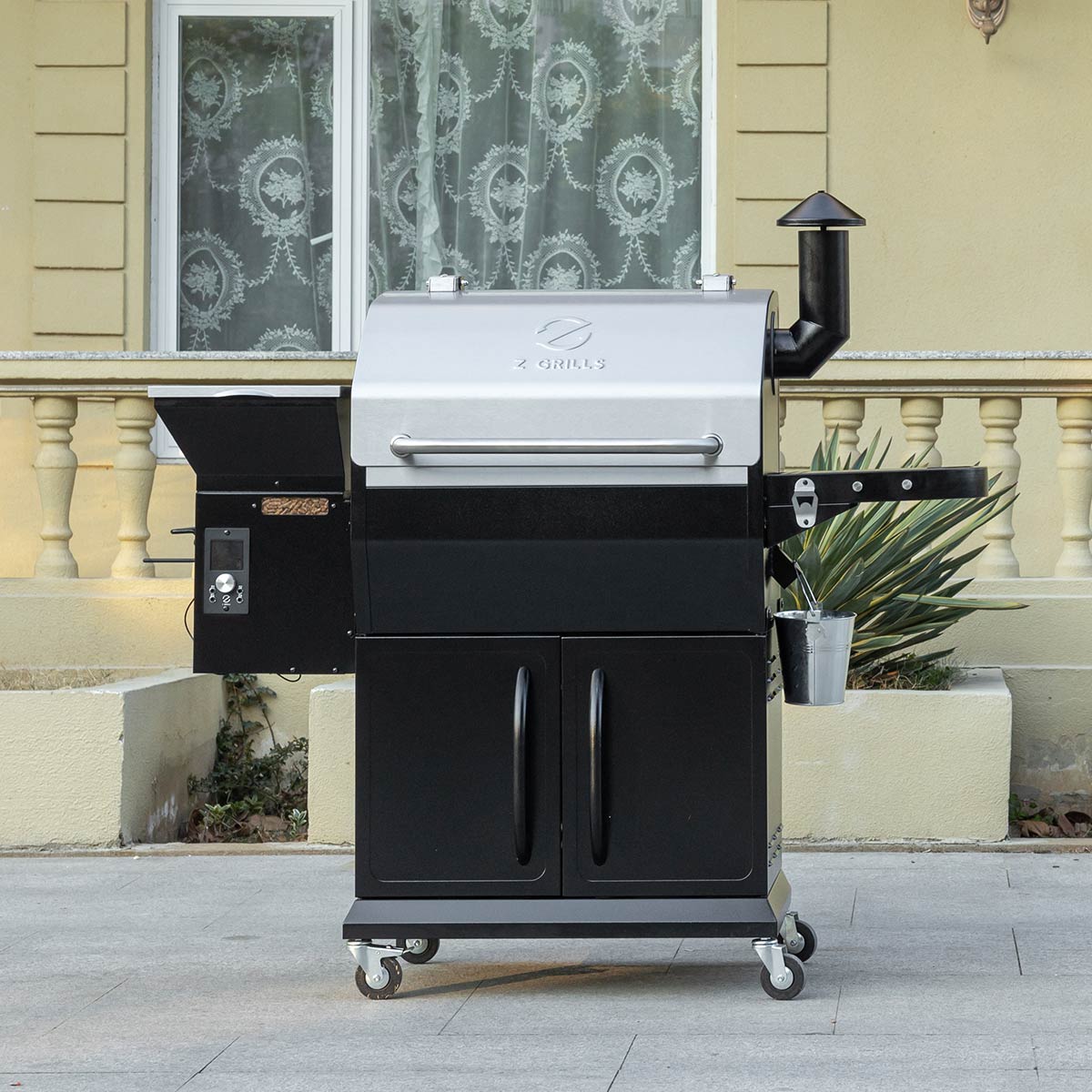 Z Grills BBQ Legend 1000D4E WiFi Pellet Grill
