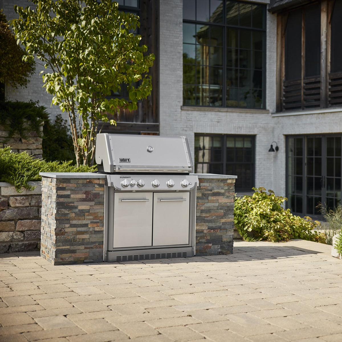 Weber Summit® SB38 S Built-In Gas Grill (Natural Gas)