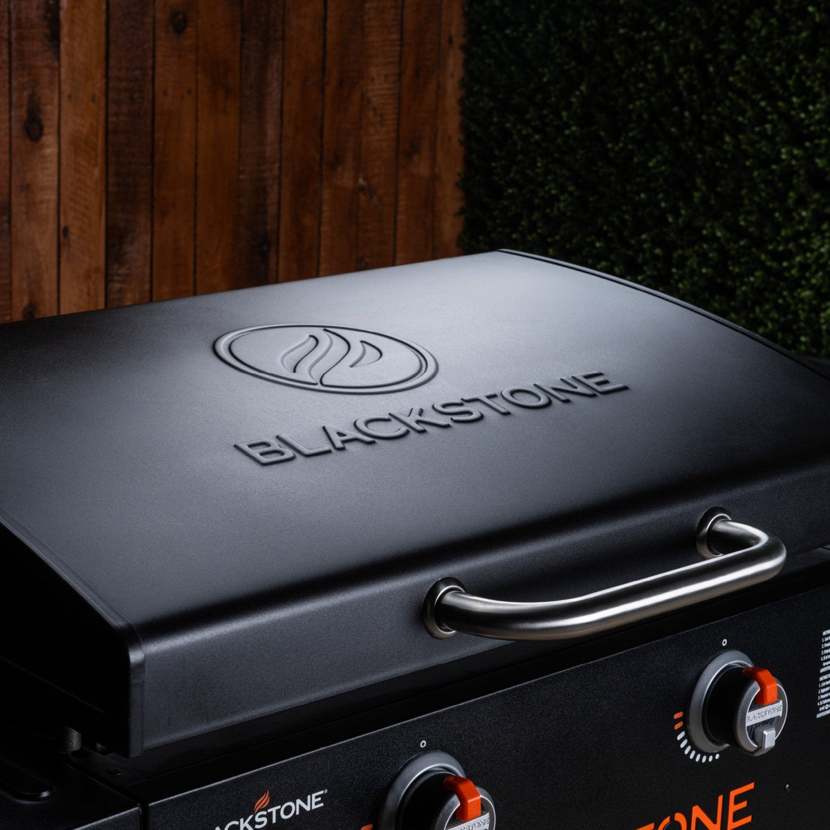 Blackstone 28” Omnivore Griddle with Hood