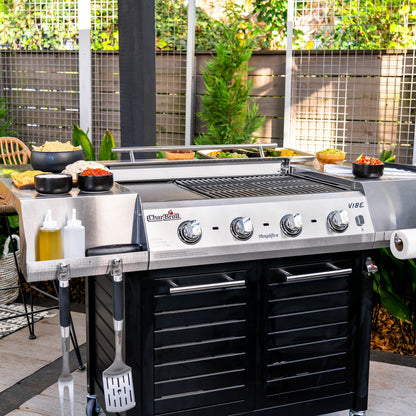 Char-Broil Vibe 535 Gas Grill - Griddle