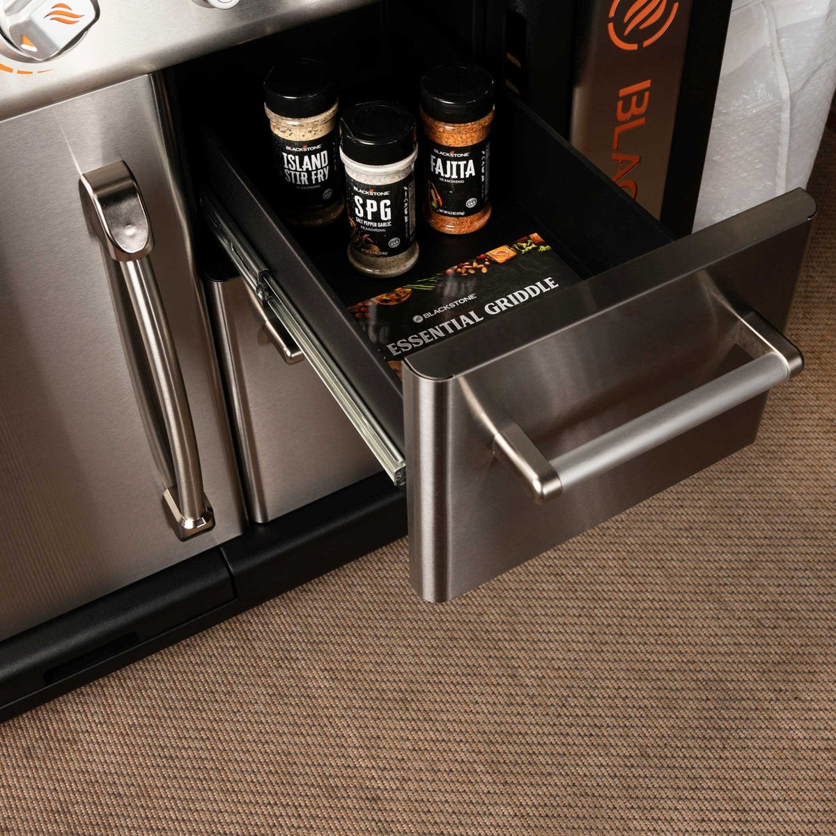 Blackstone 36” Griddle with Hood