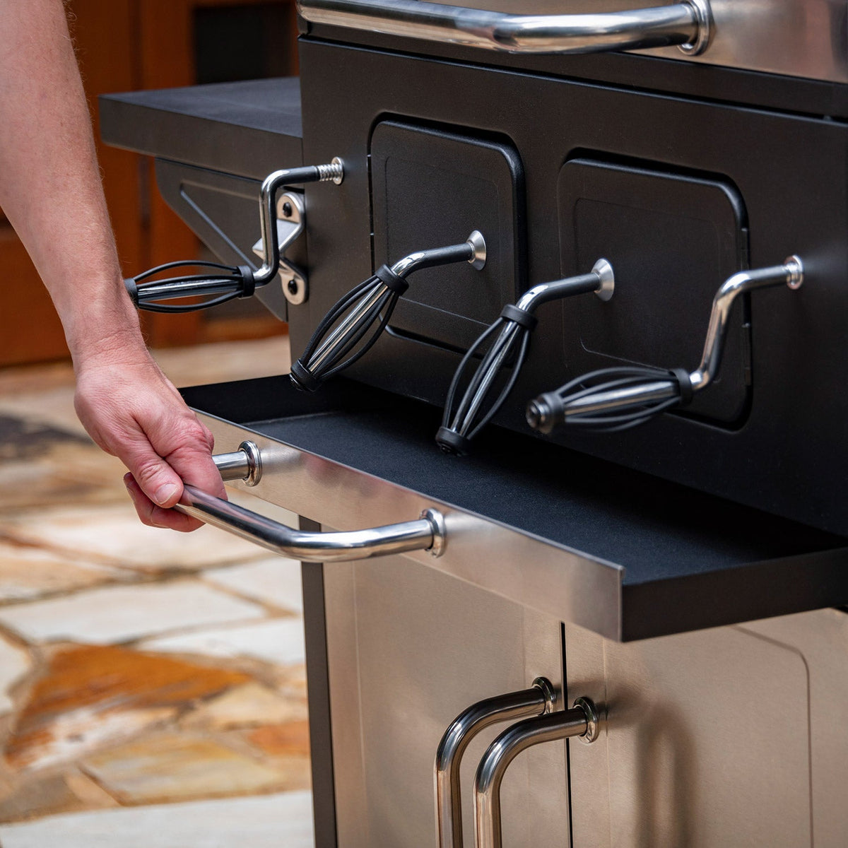 Char-Broil American Gourmet Cabinet Charcoal Grill