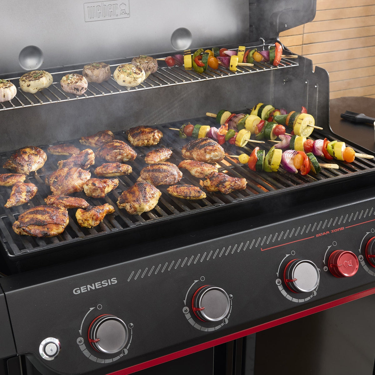 Weber Genesis® E-430 Gas Grill Stealth® Edition (Natural Gas)