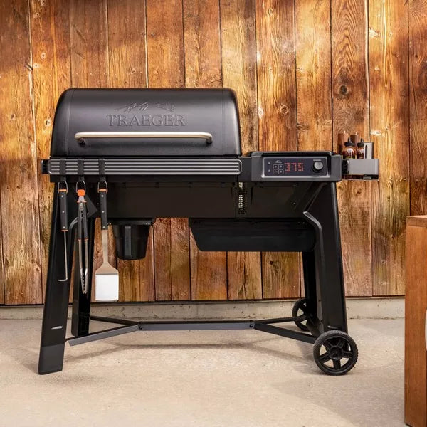 Traeger Woodridge Wood Pellet Grill
