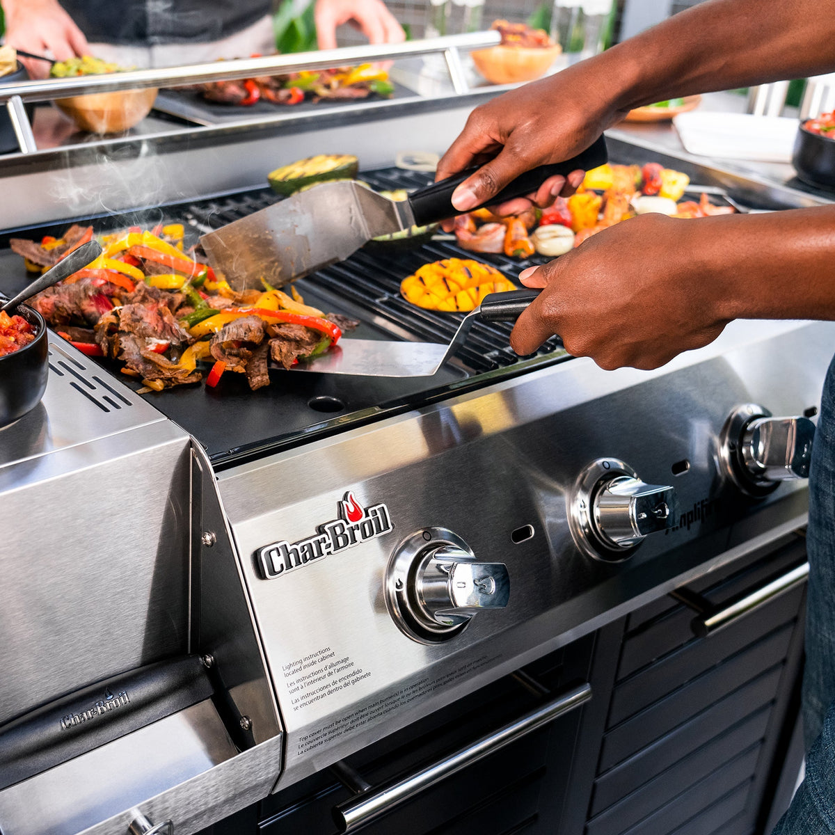 Char-Broil Vibe 535 Gas Grill - Griddle