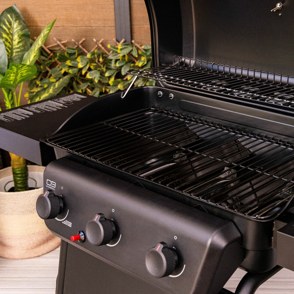 Char-Broil 3-Burner Gas Grill