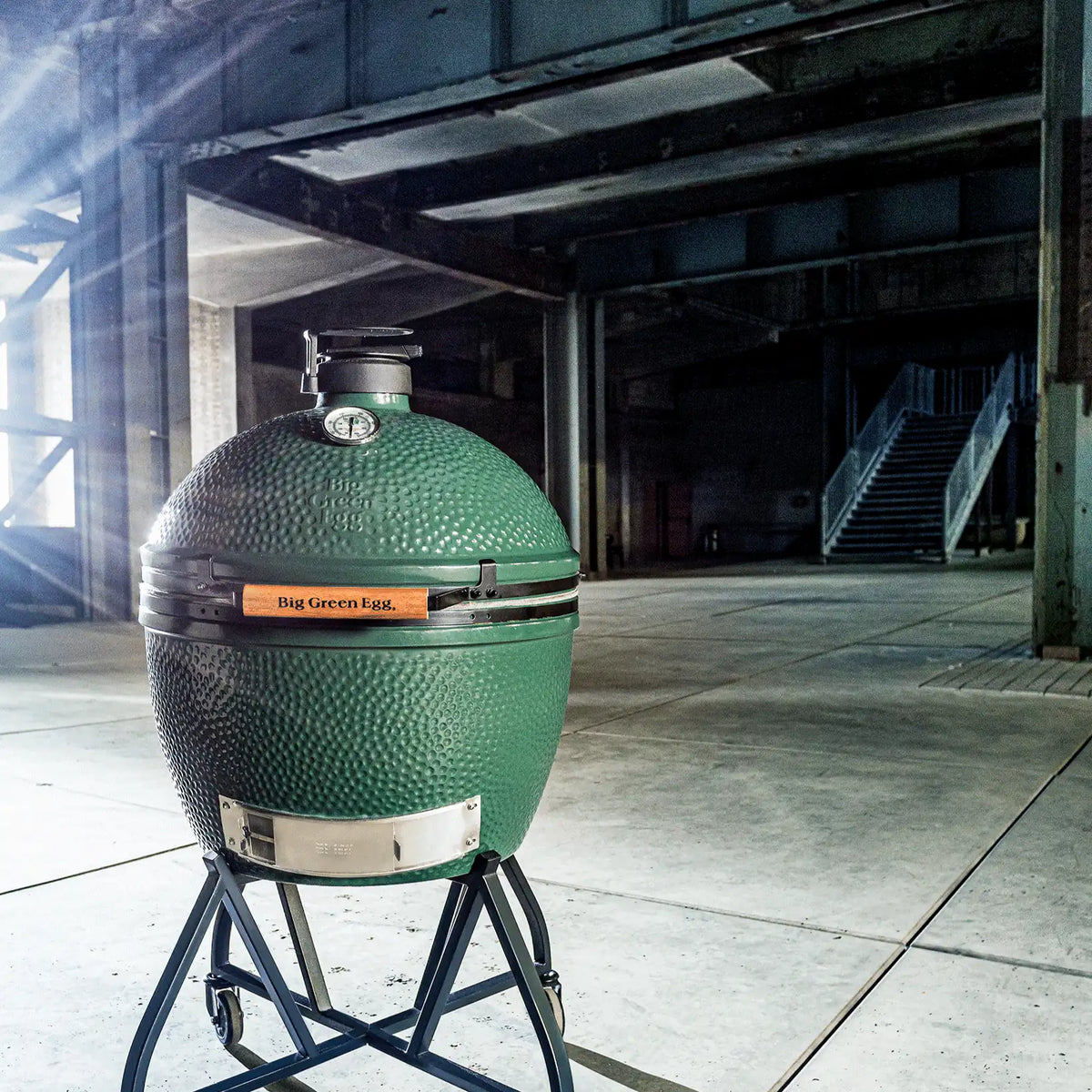 Big Green Egg 2XL Ceramic Kamado Grill in an intEGGrated Nest+Handler Package